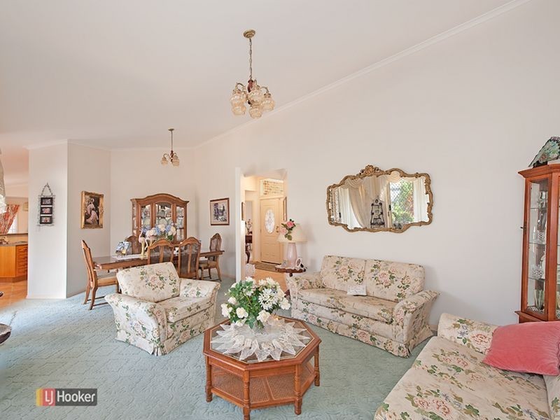 9 Brigalow Court, Murrumba Downs QLD 4503