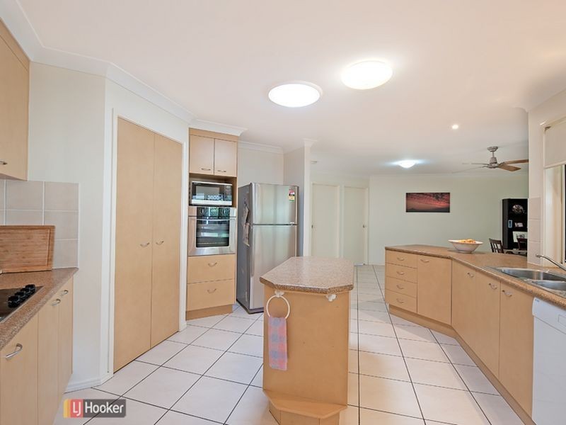 60 Pine Crest Drive, Kurwongbah QLD 4503