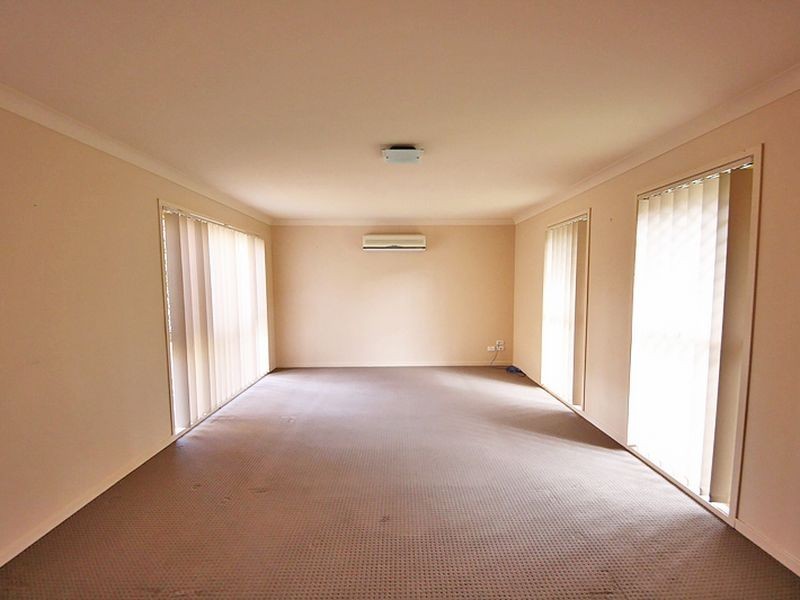 2 Ulysses Street, Kallangur QLD 4503