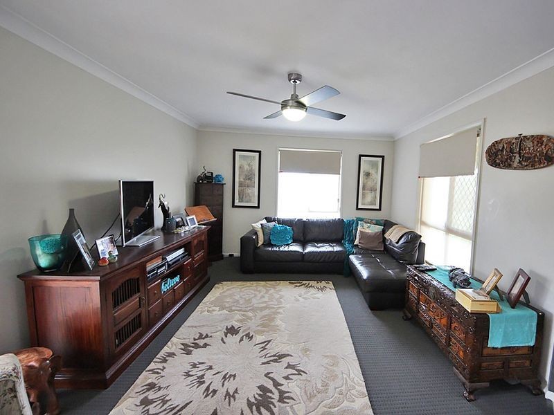 13 Forester Place, Kallangur QLD 4503