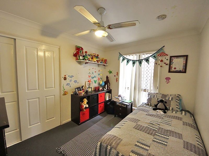 13 Forester Place, Kallangur QLD 4503