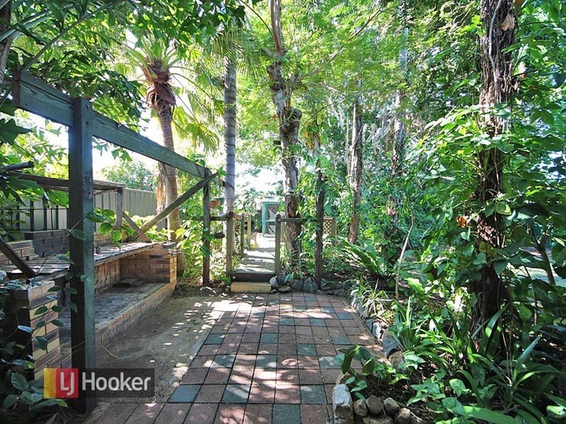 10 Lyndon Street, Kallangur QLD 4503