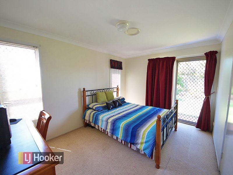 19 Pandanus Court, Kallangur QLD 4503