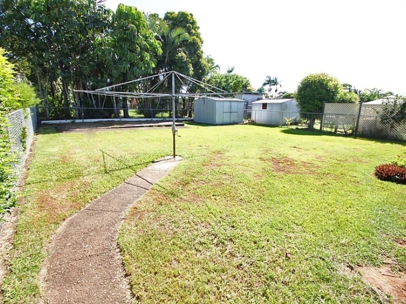 25 Boardman Street, Kallangur QLD 4503
