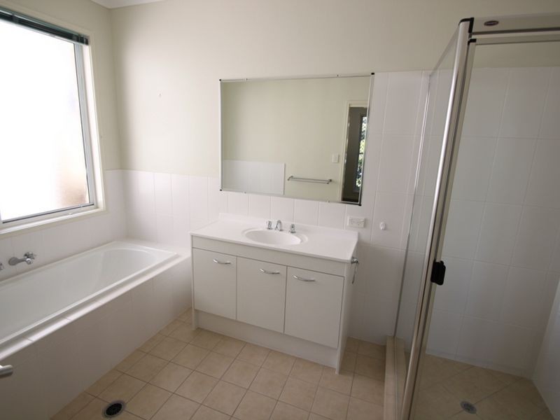 North Lakes QLD 4509