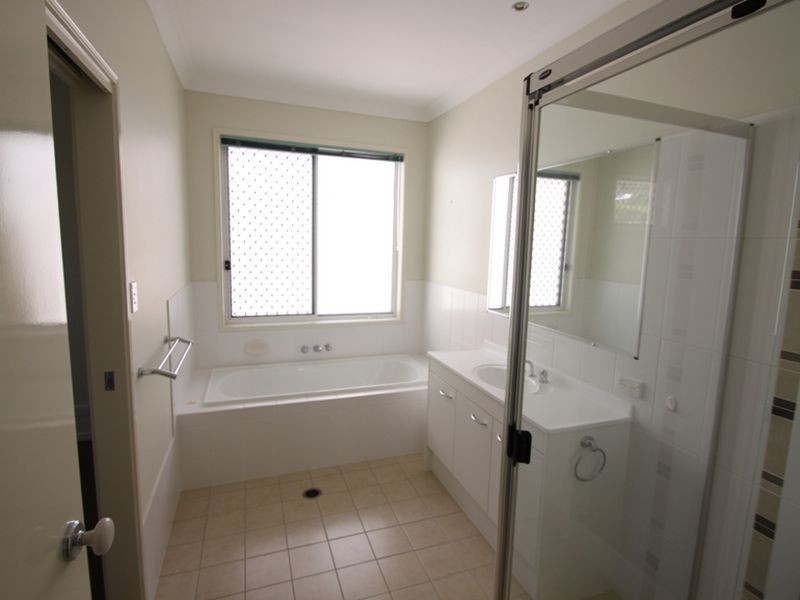 North Lakes QLD 4509