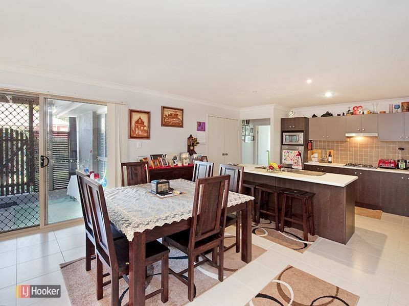2 Lilly Crescent, Kallangur QLD 4503