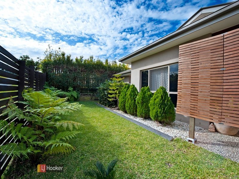 2 Lilly Crescent, Kallangur QLD 4503