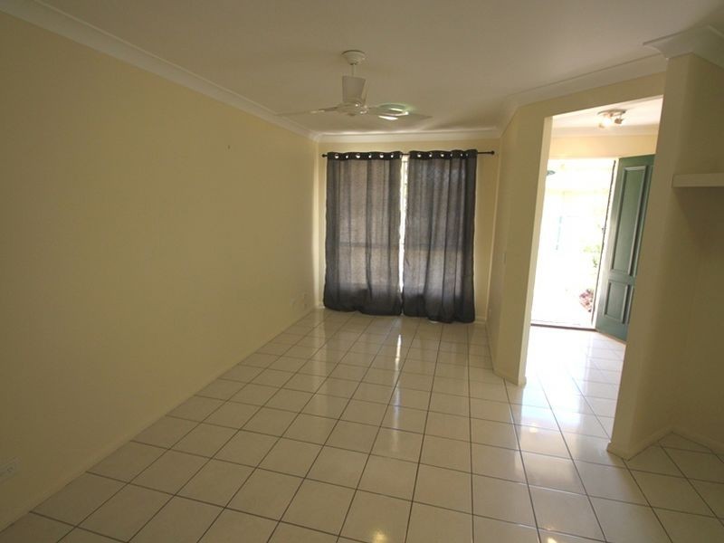 8 Ilinga Place, Kallangur QLD 4503