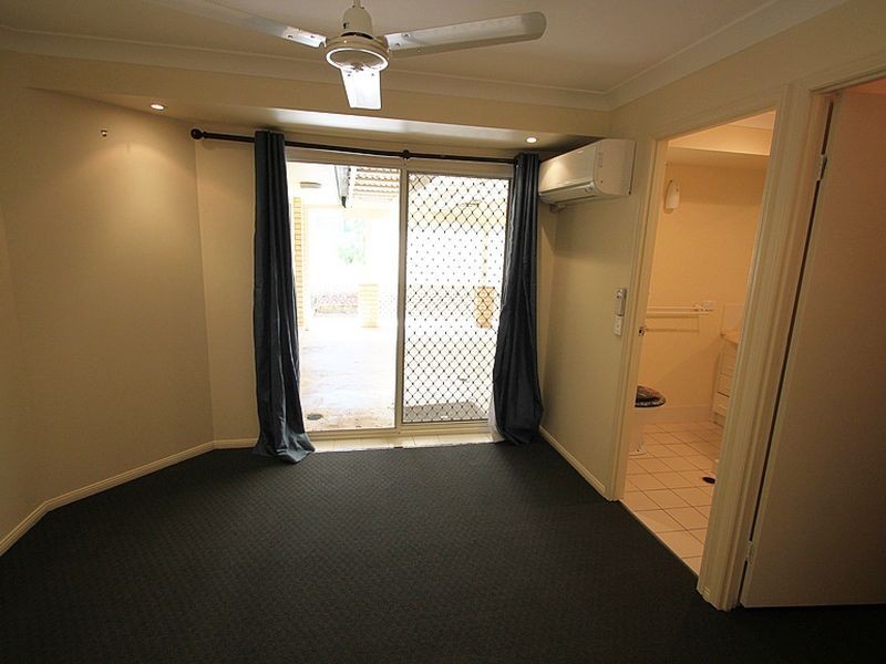 8 Ilinga Place, Kallangur QLD 4503