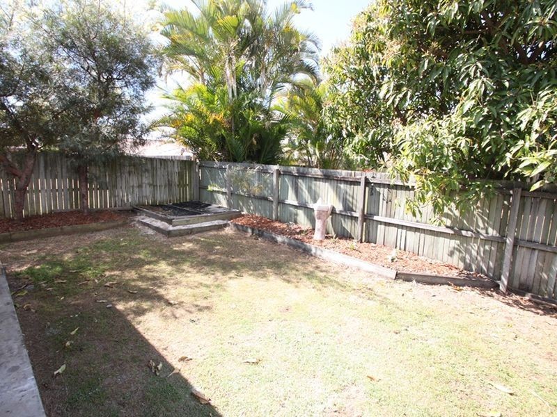 8 Ilinga Place, Kallangur QLD 4503