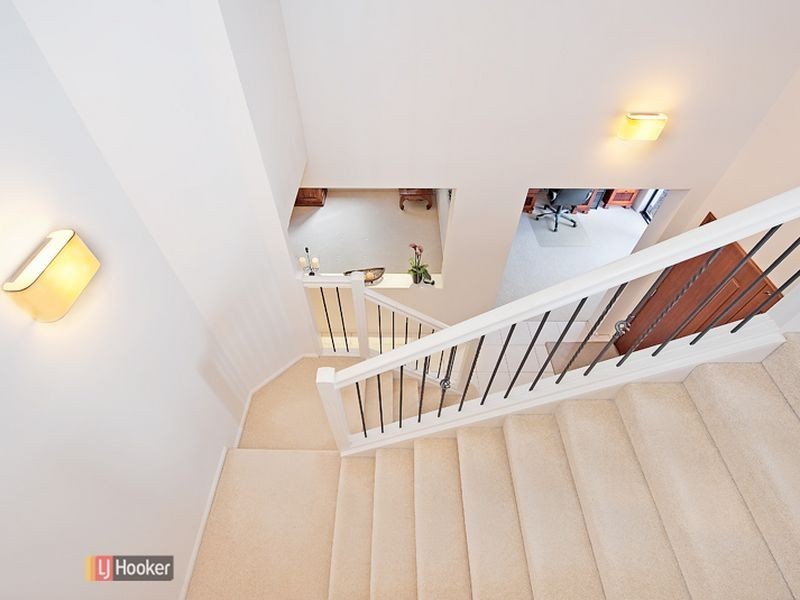 8 Roland Court, Kallangur QLD 4503