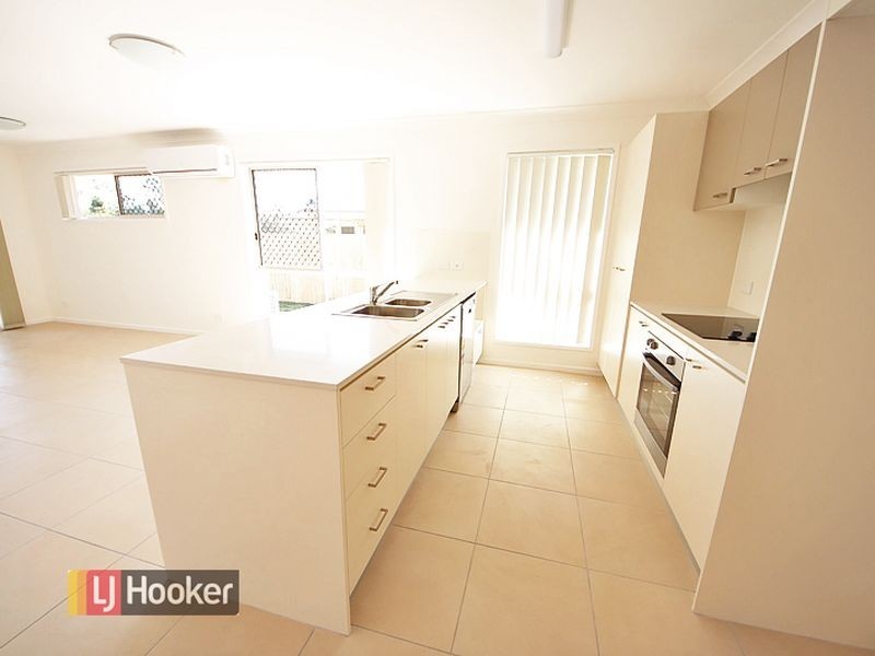 35 Pine Grove Street, Morayfield QLD 4506