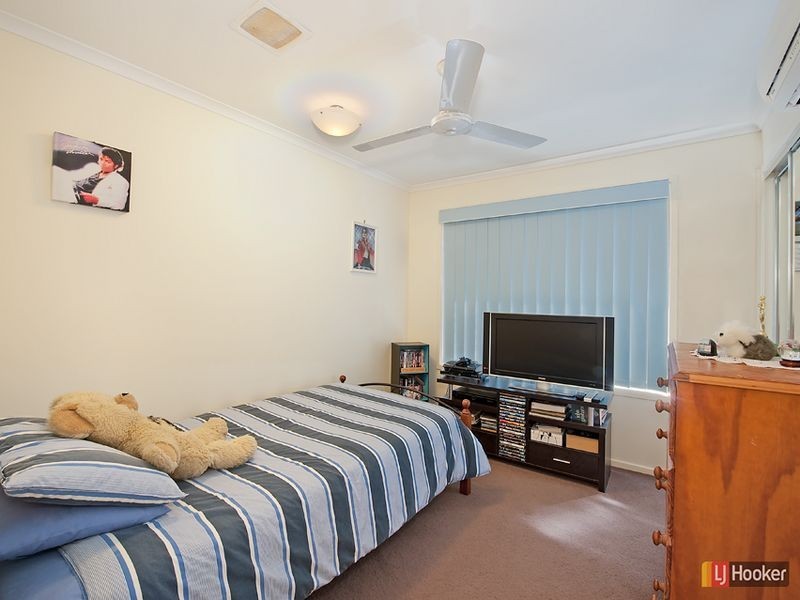 29 Eucumbene Drive, Petrie QLD 4502