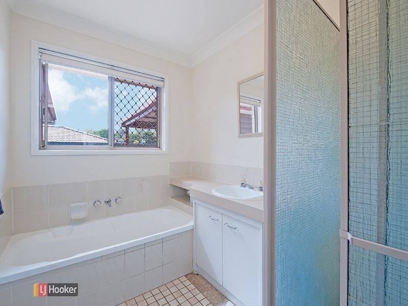 5 Verdon Court, Petrie QLD 4502