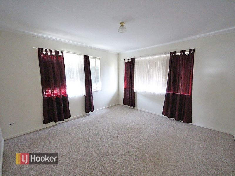 33 Ladybird Street, Kallangur QLD 4503