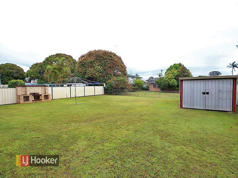 33 Ladybird Street, Kallangur QLD 4503