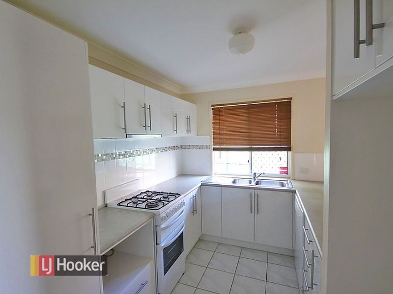 8 Macadam Court, Kallangur QLD 4503
