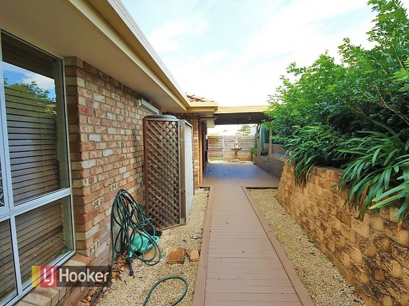 8 Macadam Court, Kallangur QLD 4503