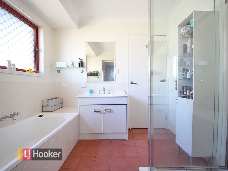 5 Wood Court, Kallangur QLD 4503