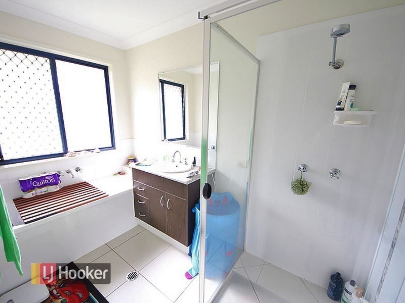 5 Claudia Circuit, Kallangur QLD 4503