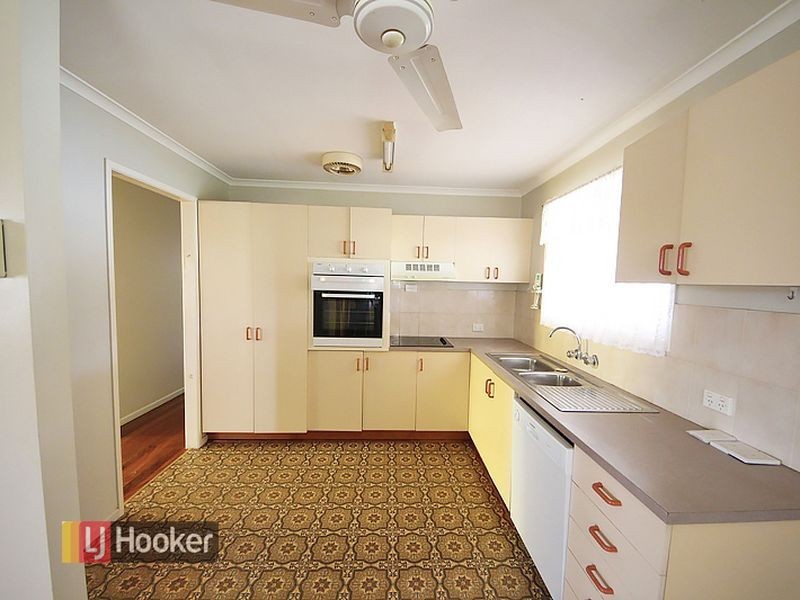 11 Curtis Street, Kallangur QLD 4503