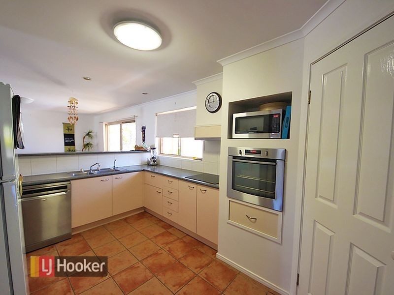 33 Surround Street, Dakabin QLD 4503