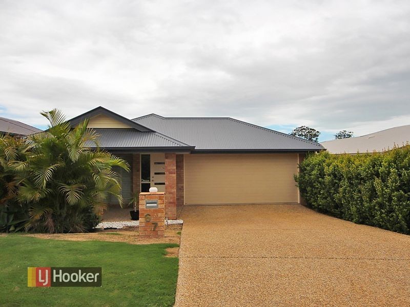 67 Olsen Circuit, Kallangur QLD 4503