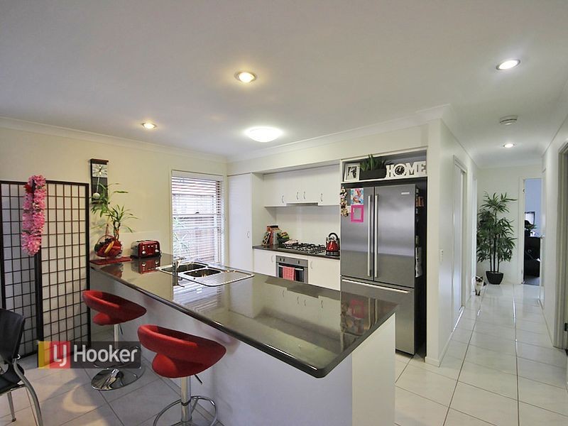 67 Olsen Circuit, Kallangur QLD 4503