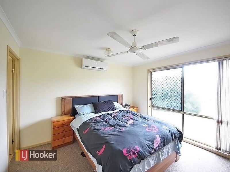 2 Beakey Close, Petrie QLD 4502