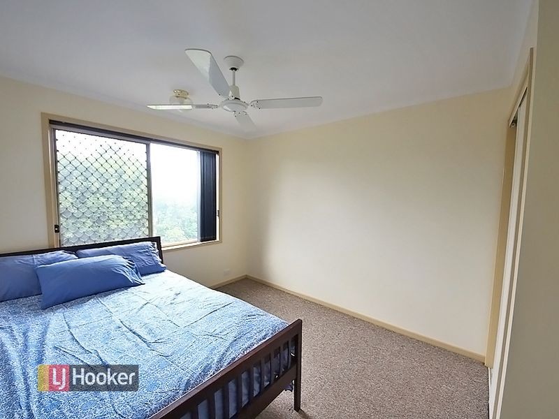 2 Beakey Close, Petrie QLD 4502