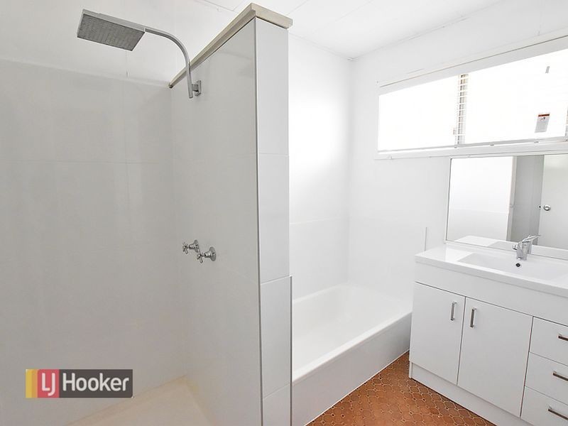 5 Sylvania Street, Kallangur QLD 4503