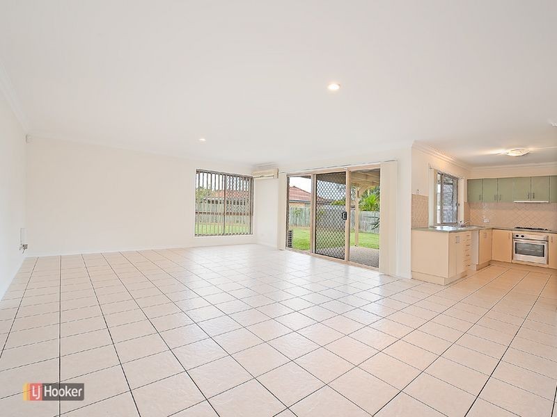 25 Castlereagh Street, Murrumba Downs QLD 4503