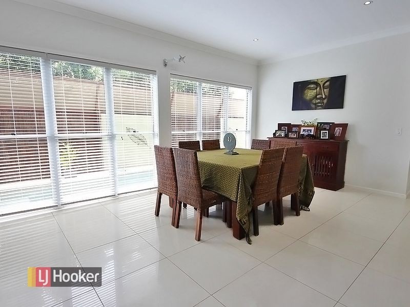 18 Whitecedar Circuit, North Lakes QLD 4509