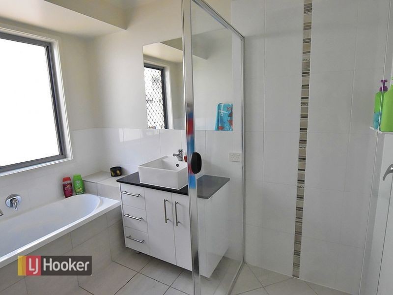 5 Toby Close, Kallangur QLD 4503
