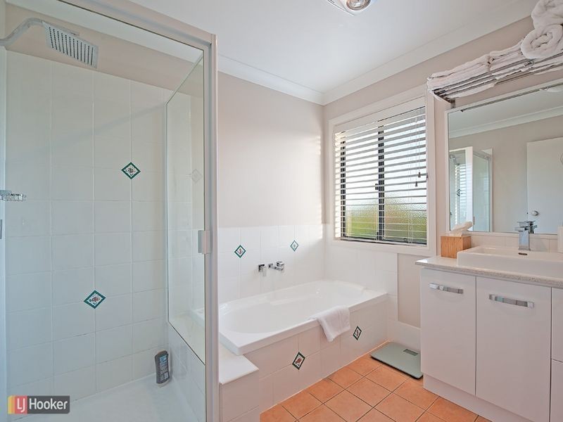 8 Wallers Court, Petrie QLD 4502