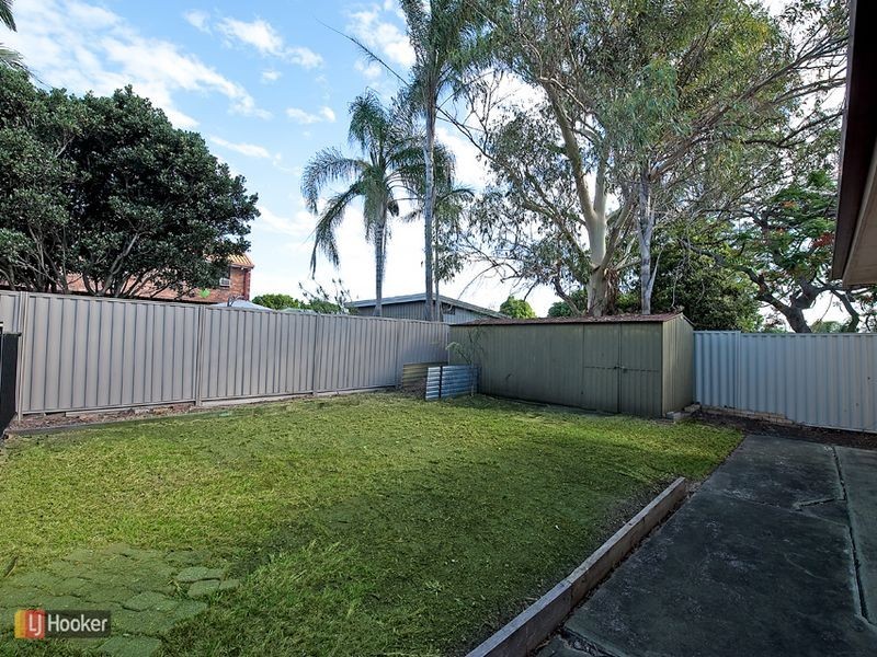 14 Windrest Street, Strathpine QLD 4500
