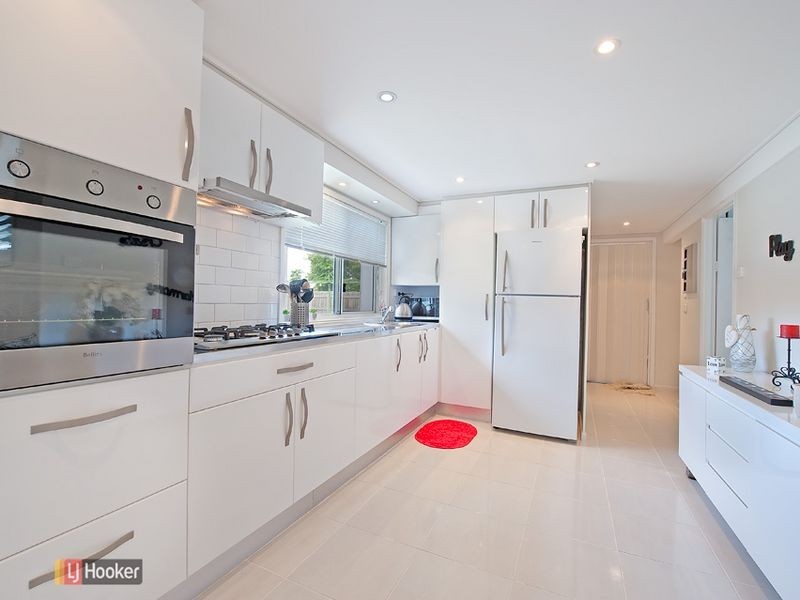 9 Ian Court, Kallangur QLD 4503