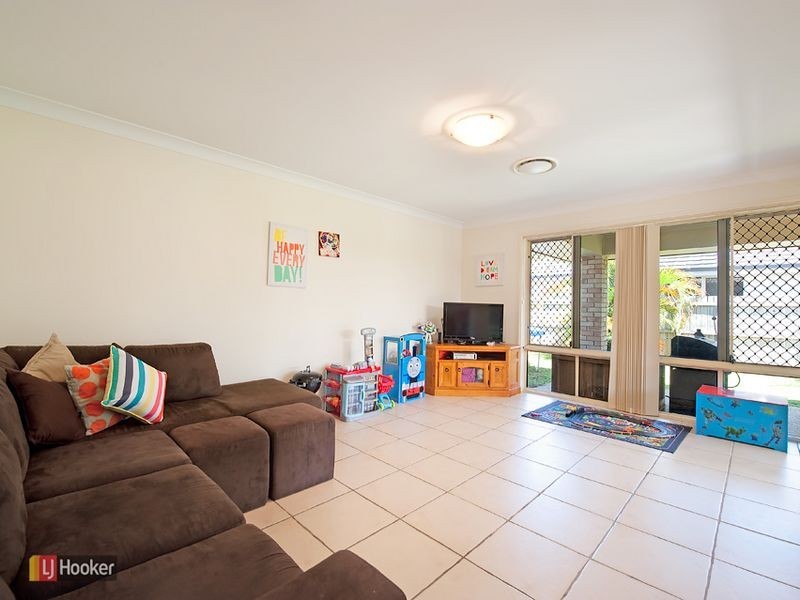 4 Briggs Drive, Caboolture QLD 4510