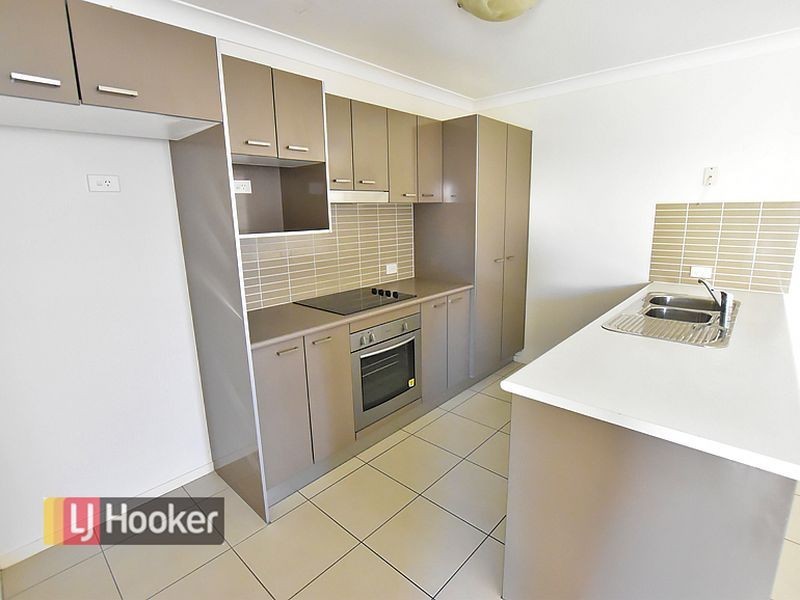 5 Regal Place, Kallangur QLD 4503