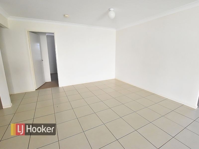 5 Regal Place, Kallangur QLD 4503