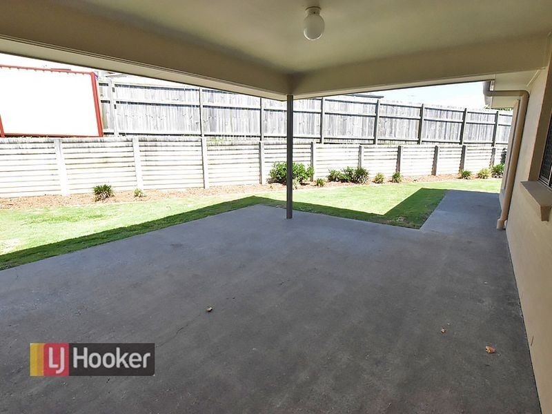 5 Regal Place, Kallangur QLD 4503