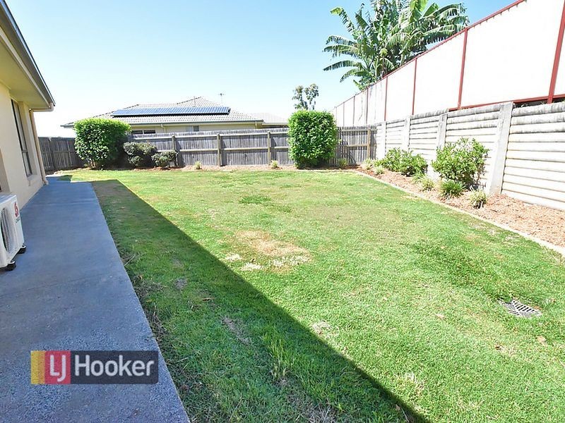 5 Regal Place, Kallangur QLD 4503