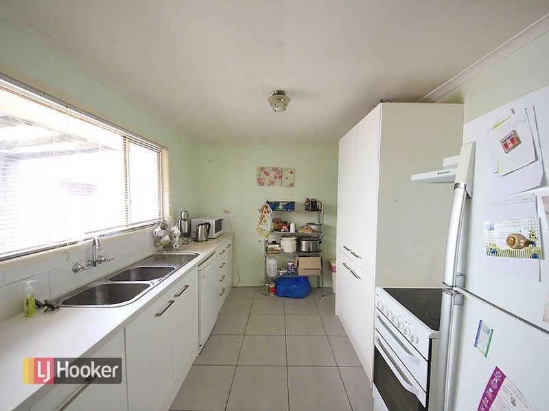 19 Lavercombe Drive, Kallangur QLD 4503