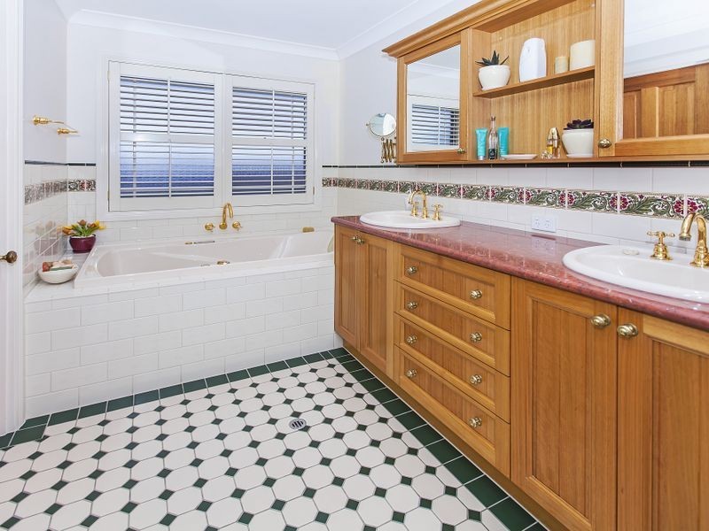9 Edgewater Court, Murrumba Downs QLD 4503