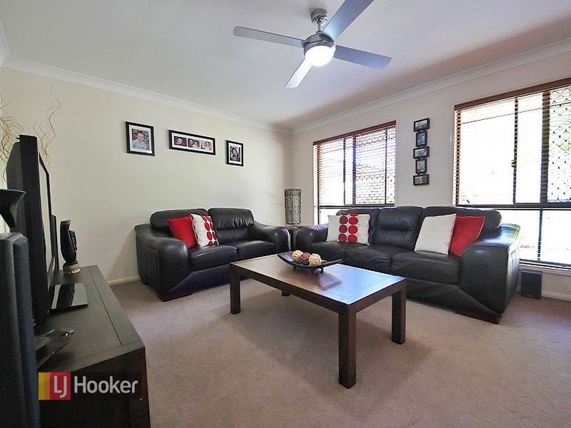 50 Mountain Blue Drive, Kallangur QLD 4503