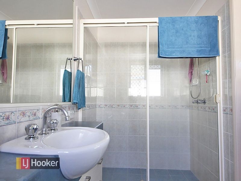 50 Mountain Blue Drive, Kallangur QLD 4503