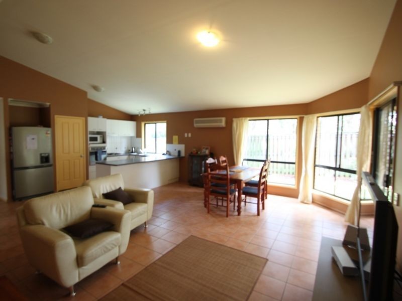 North Lakes QLD 4509