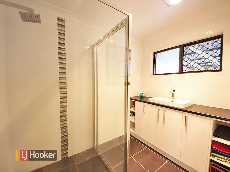 45 Melinda Court, Kallangur QLD 4503