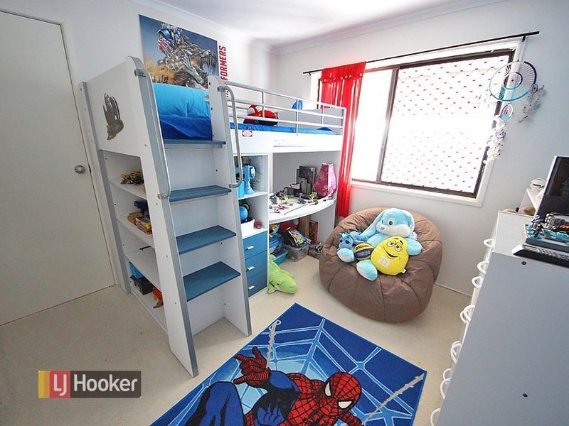 45 Melinda Court, Kallangur QLD 4503